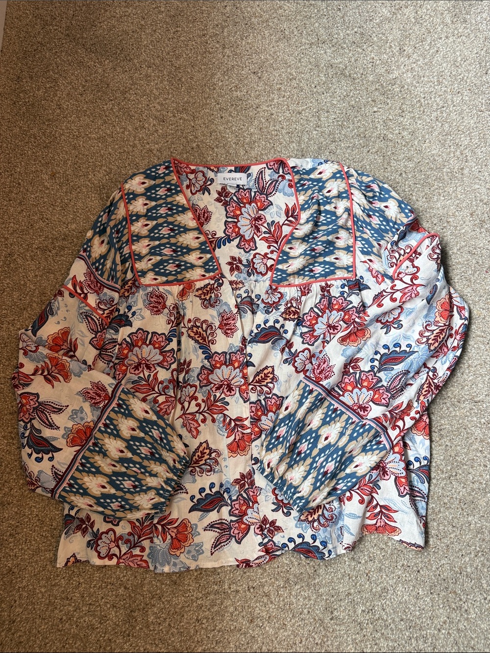 Evereve White Floral Boho Blouse with Red & Blue Accents
